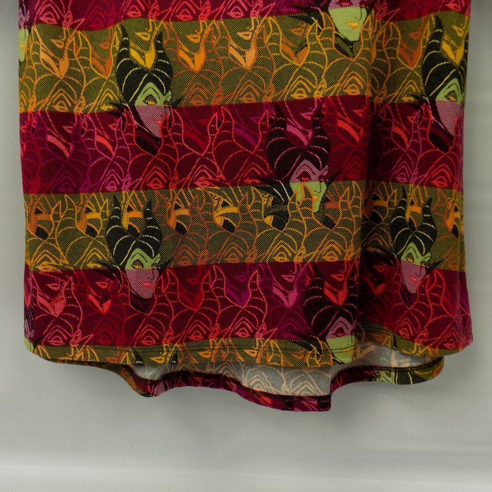 LuLaRoe Lynnae Disney Maleficent Top Size M NWT RARE - Picture 3 of 11